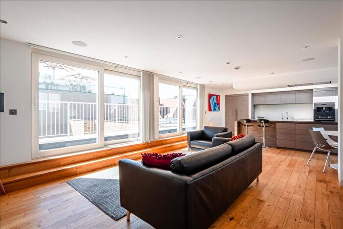 1 Bedroom Duplex To Rent In Redchurch Street, Shoreditch, E2