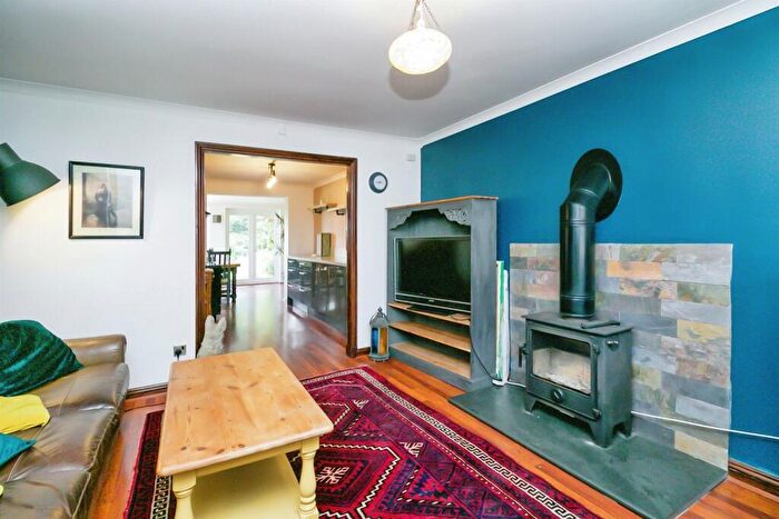 4 Bedroom Detached House For Sale In Brookfield Avenue, Barry, CF63