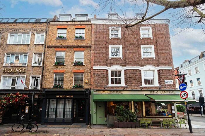 2 Bedroom Flat To Rent In Charlotte Street, Fitzrovia, London, W1T