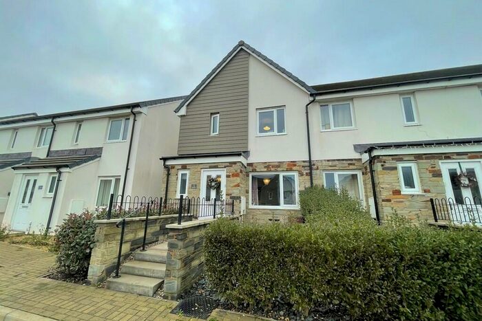 3 Bedroom End Of Terrace House To Rent In Derriford, Plymouth, Devon, PL6