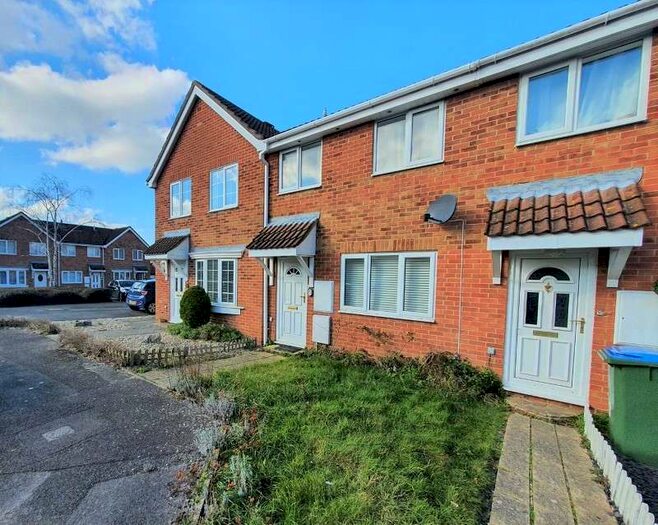 2 Bedroom Terraced House To Rent In Pennycress, Locks Heath, Southampton, Hampshire. SO31