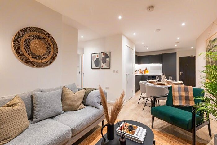 2 Bedroom Flat To Rent In Flat, Swan Street, Manchester, Greater Manchester, M4