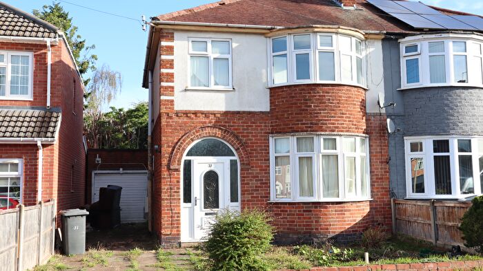 3 Bedroom Semi-detached House To Rent In Highgate Drive, Leicester, LE2