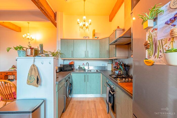 2 Bedroom Flat To Rent In Raleigh Street, Raleigh Square Raleigh Street, NG7