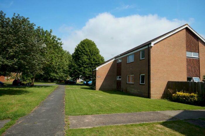 3 Bedroom Apartment To Rent In Streetfield Road, Horsham, RH13