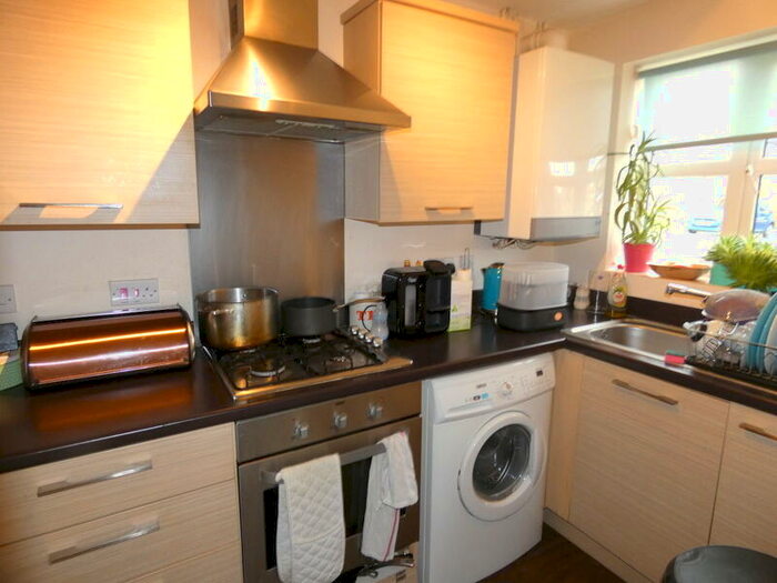 2 Bedroom End Of Terrace House To Rent In Blackshale Road, Mansfield Woodhouse, NG19
