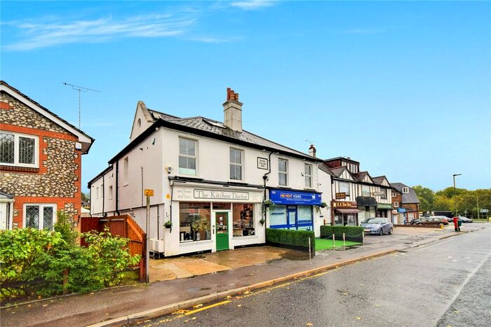 2 Bedroom Flat To Rent In Sevenoaks Road, Pratts Bottom, Orpington, BR6