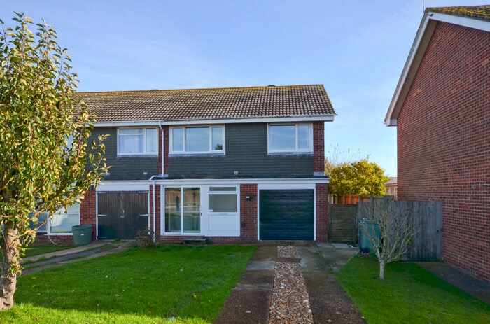 3 Bedroom End Of Terrace House To Rent In Churchill Road, Cowes, Isle Of Wight, PO31
