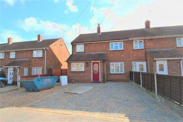 3 Bedroom Semi-Detached House To Rent In Cedar Avenue, Tiptree, Essex., CO5