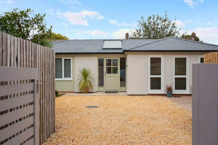 2 Bedroom Bungalow To Rent In Kineton Road Wellesbourne, CV35