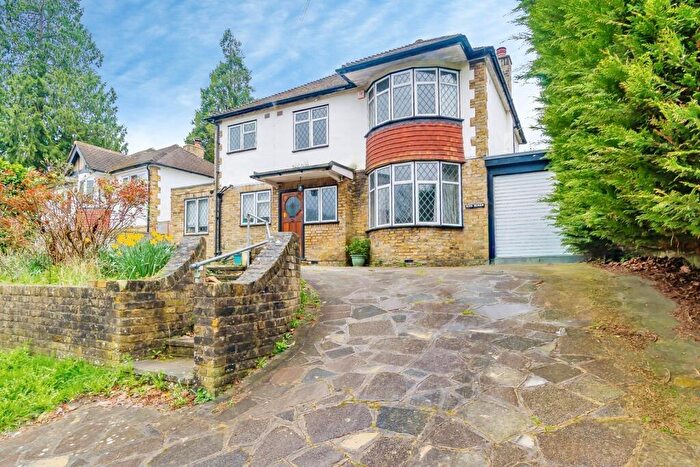 4 Bedroom Detached House For Sale In Kenley Lane, Kenley, CR8