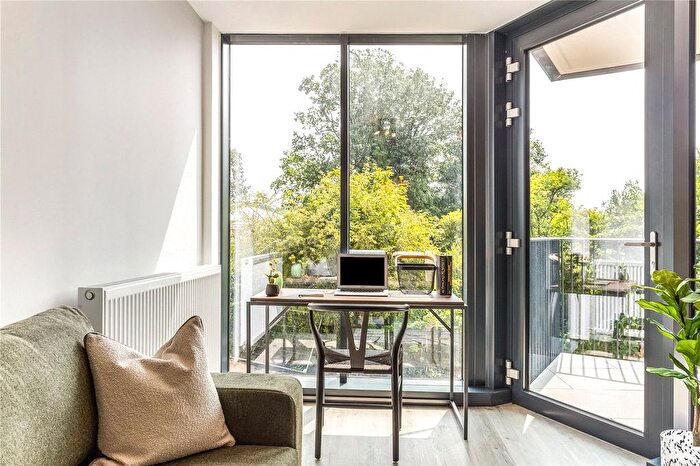 1 Bedroom Flat For Sale In Dylon Riverside, Purbeck Gardens, London, SE26
