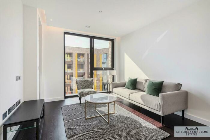 1 Bedroom Apartment For Sale In Madeira Tower, The Residence, SW11