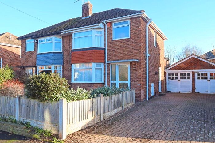 3 Bedroom Semi Detached House For Sale In Oldfield Crescent, Chester, CH4