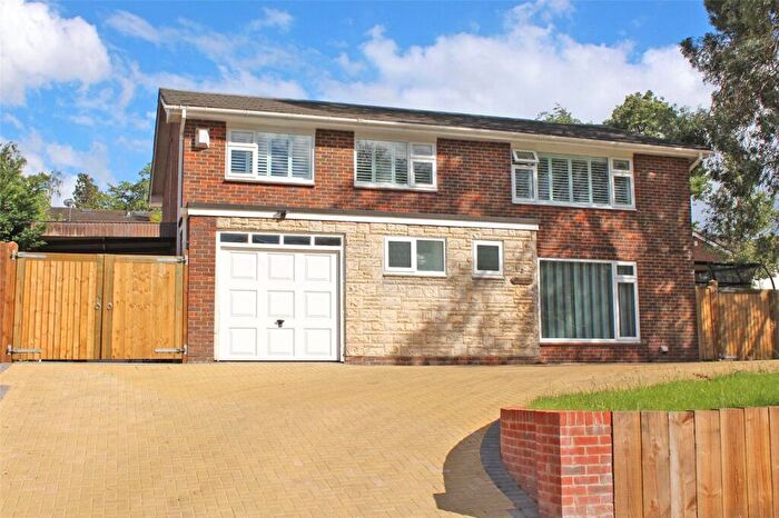 4 Bedroom Detached House To Rent In Lingwood Close, Bassett, Southampton, Hampshire, SO16