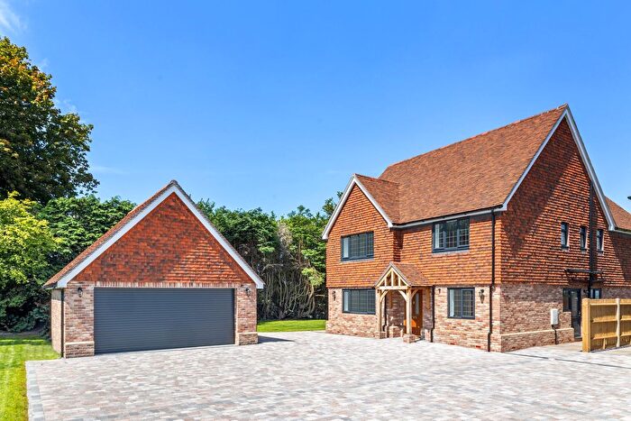 4 Bedroom Detached House For Sale In London Road, Crowborough, TN6