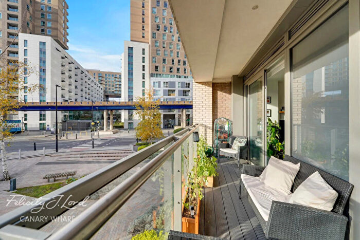 1 Bedroom Apartment For Sale In East Ferry Road, London, E14