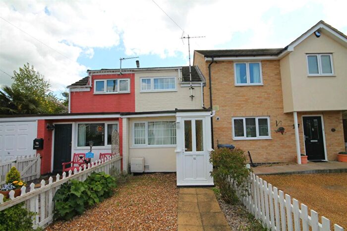 2 Bedroom Property To Rent In Common Lane, Sawston, Cambs, CB22