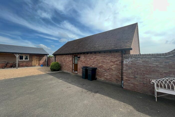 1 Bedroom Flat To Rent In New Inn Road, Beckley, OX3