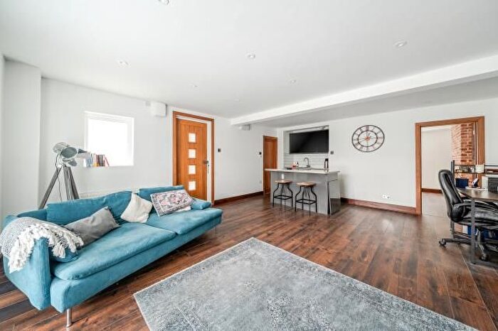 1 Bedroom Flat For Sale In - Church Road, Richmond, TW9