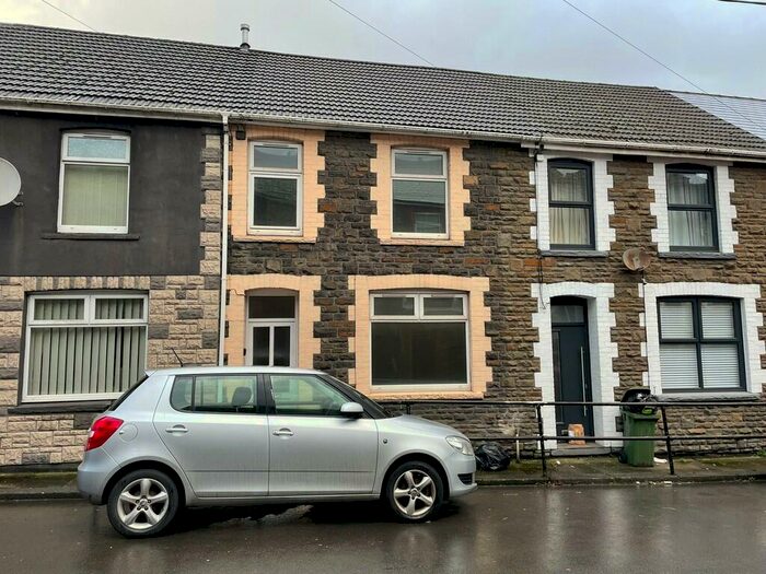 3 Bedroom Terraced House To Rent In Pentwyn Avenue, Mountain Ash, CF45