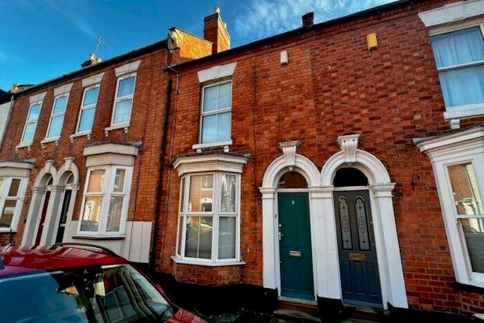 3 Bedroom Terraced House To Rent In Vernon Terrace, Northampton, NN1