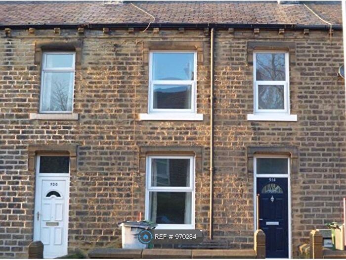 3 Bedroom Terraced House To Rent In Manchester Road, Huddersfield, HD7