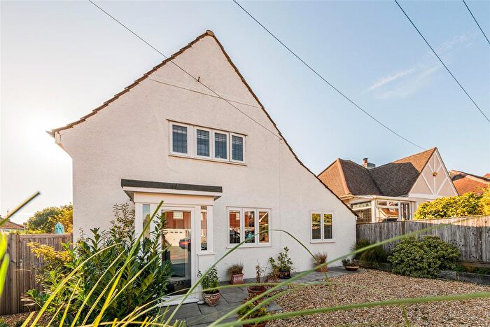 3 Bedroom Detached House For Sale In Vernon Avenue, Brighton, BN2