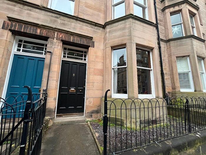 2 Bedroom Flat To Rent In Montpelier Park, Edinburgh, EH10