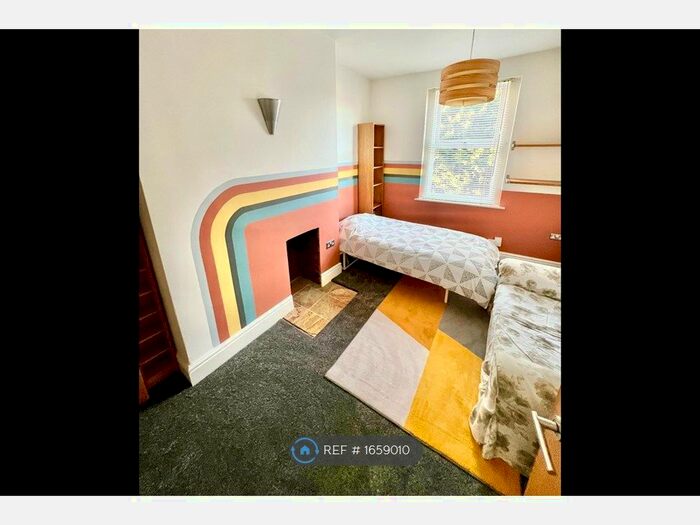 Studio To Rent In Burton Road, Manchester, M20