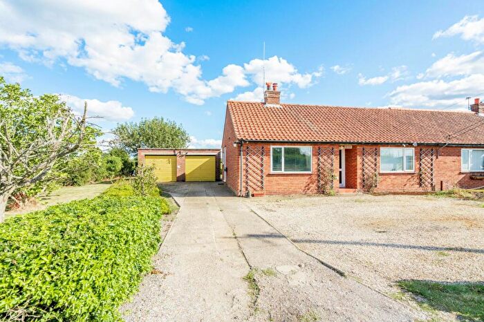 2 Bedroom Semi-Detached Bungalow For Sale In Swanton Road, Dereham, NR20