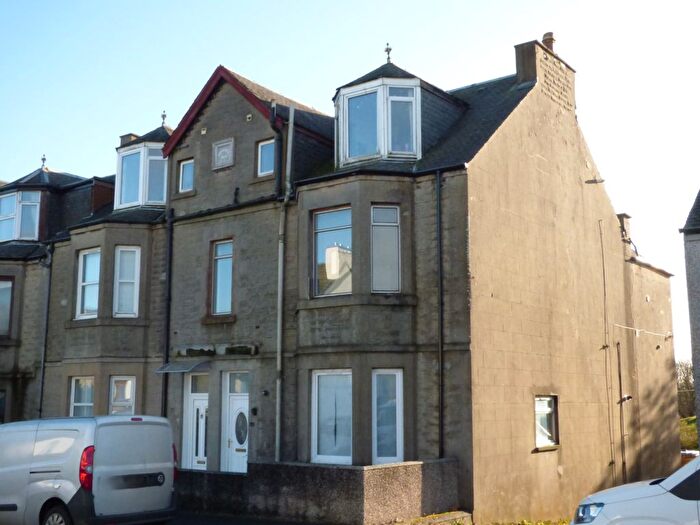 2 Bedroom Flat For Sale In Cocklaw Street, Kelty, KY4