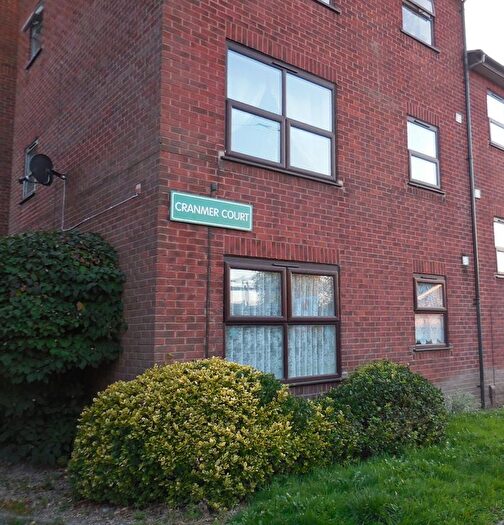 1 Bedroom Flat To Rent In Cranmer Court, Newhampton Road West, Wolverhampton, West Midlands, WV6