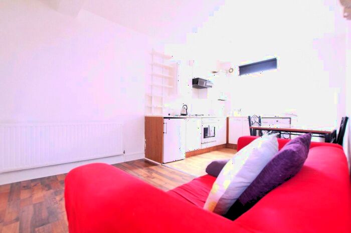 1 Bedroom Apartment To Rent In Settles Street, London, E1