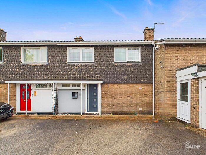 3 Bedroom Semi-Detached House To Rent In Mona Road, Burton-On-Trent, DE13