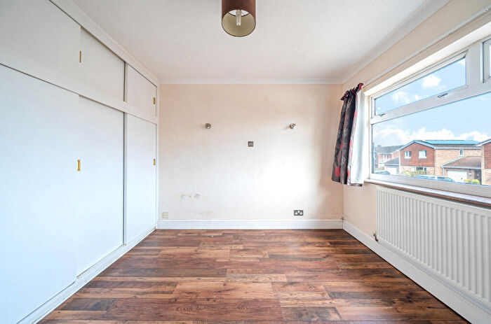 2 Bedroom Bungalow For Sale In Lime Tree Mead, Tiverton, Devon, EX16