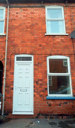 2 Bedroom Terraced House To Rent In Cross Street, Lincoln, LN5