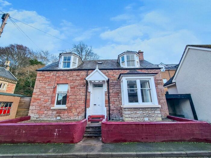 5 Bedroom Villa For Sale In Montague Row, Inverness, IV3