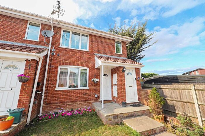 1 Bedroom Maisonette For Sale In St. Gregory Close, Ruislip, HA4