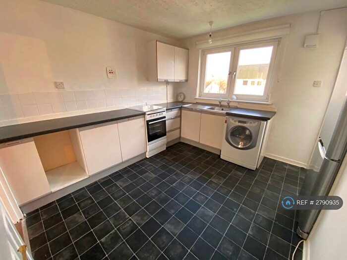 2 Bedroom Flat To Rent In Glenacre Road, Cumbernauld, Glasgow, G67