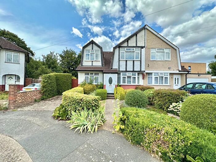 4 Bedroom Property For Sale In Oakington Avenue, Hayes, UB3