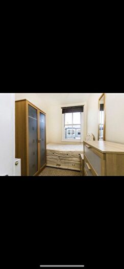 6 Bedroom Flat To Rent In Nutwell Street, London, Greater London, SW17