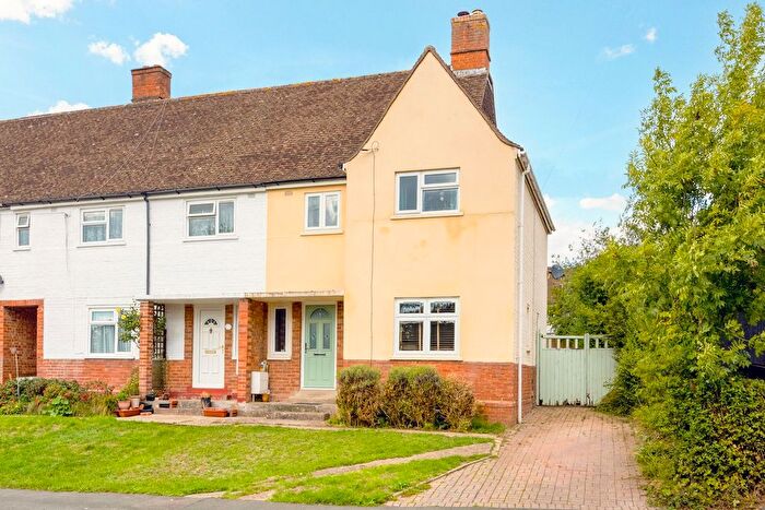 3 Bedroom End Terrace House For Sale In Oak Avenue, Charlton Kings, Cheltenham, GL52