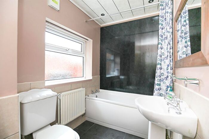 2 Bedroom Flat To Rent In Alnwick Street, Wallsend, North Tyneside, NE28