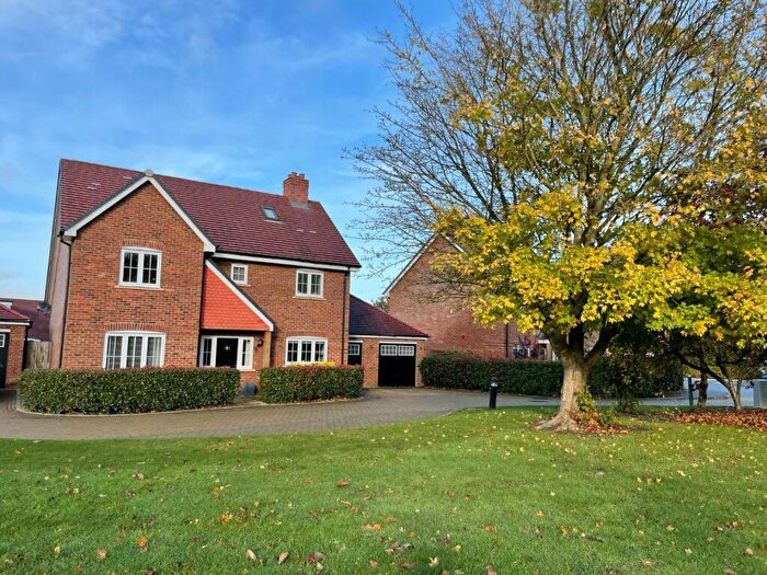 4 Bedroom Detached House To Rent In Tudgey Gardens, Crookham Village, Fleet, Hampshire, GU51