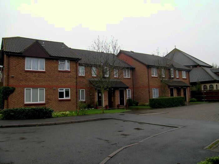 1 Bedroom Flat To Rent In Wexham, SL2