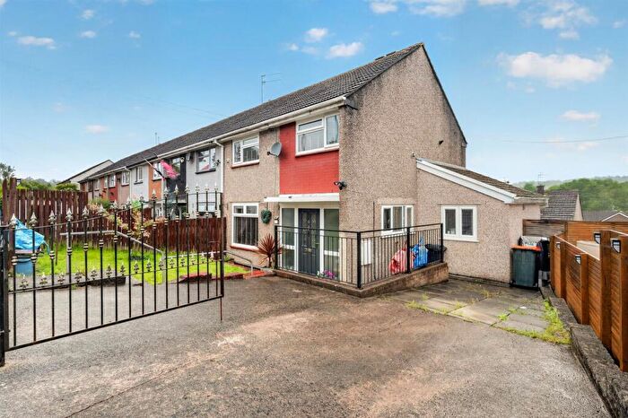 4 Bedroom End Of Terrace House For Sale In Allen Close, Bettws, Newport, NP20