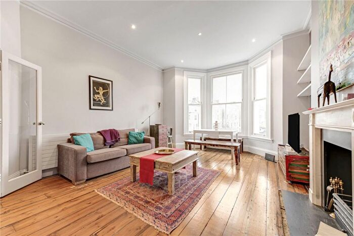 2 Bedroom Flat To Rent In St Marks Road, North Kensington, W10
