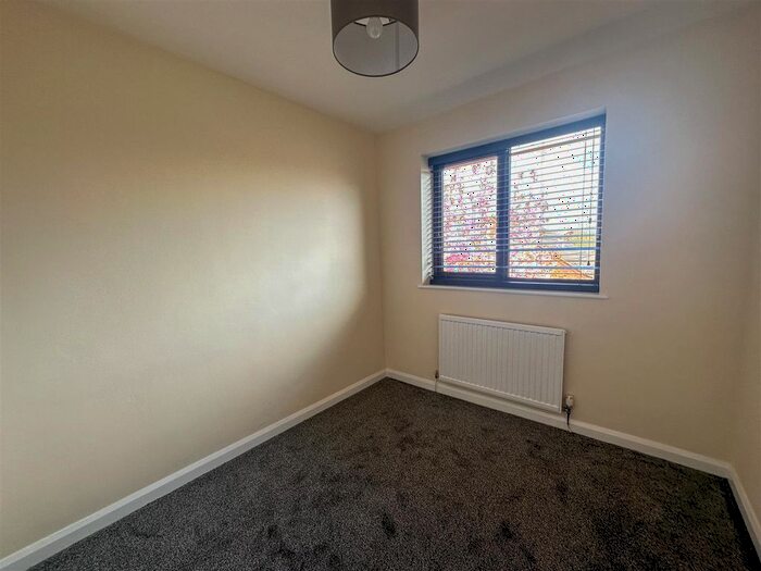 3 Bedroom Semi Detached House To Rent In Lowes Hill, Ripley, DE5