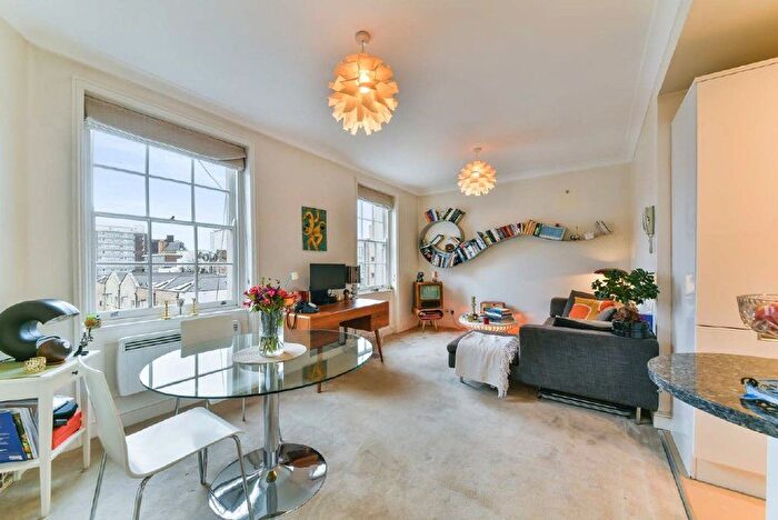 1 Bedroom Flat For Sale In Craven Road, Bayswater, London, W2